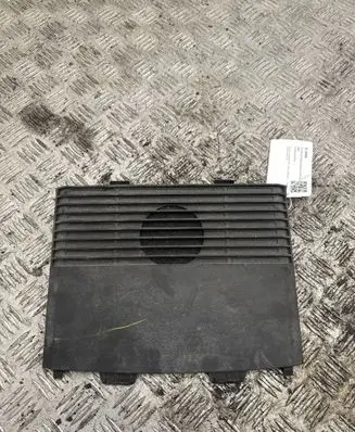 Ford Mustang VI Dashboard center trim panel FR3B6304405