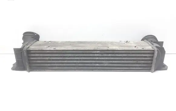 BMW 3 E90 E91 Intercooler radiator 7800680