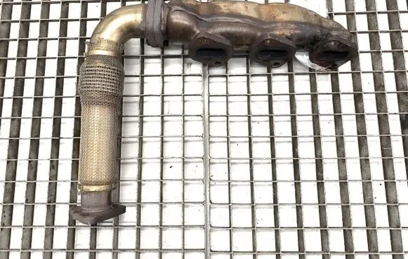 Audi A5 8T 8F Exhaust manifold 059253033L