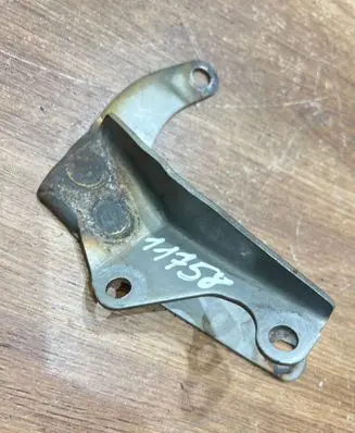 BMW 1 E81 E87 Muffler mount bracket/holder