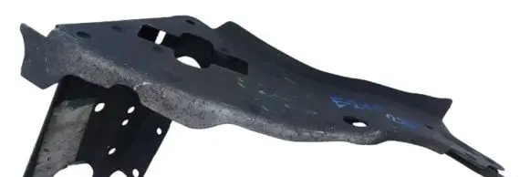 Headlight/headlamp mounting bracket