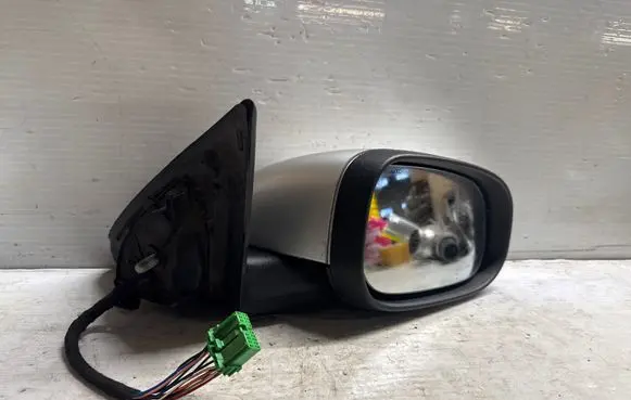 Volvo V70 Front door electric wing mirror 3303008