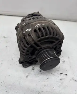 Ford Galaxy Generator/alternator 028903028E 0124515010