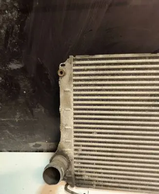 Toyota Avensis T250 Intercooler radiator