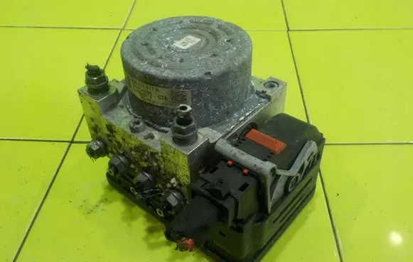 Volkswagen PASSAT B8 ABS Pump 3Q0614517R