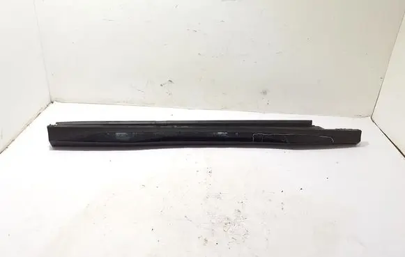 Mercedes-Benz GLC C254 Sill A2546984800
