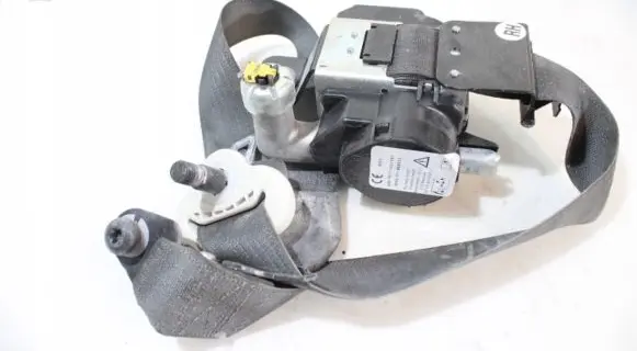 Ford Mondeo MK V Front seatbelt