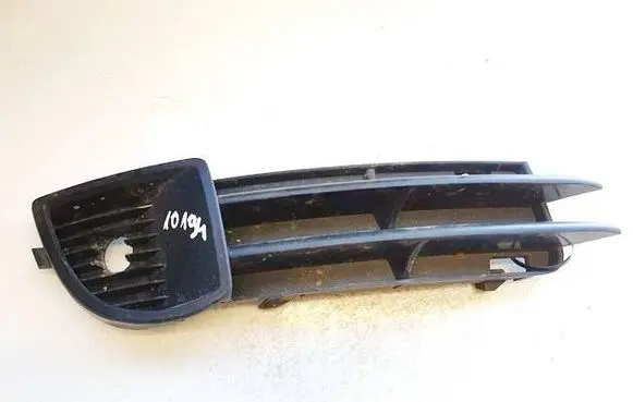 Audi A3 S3 8P Front bumper lower grill 8p4807682a