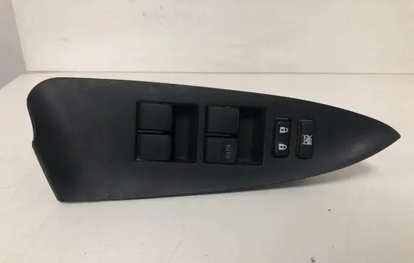 Toyota RAV 4 (XA30) Electric window control switch