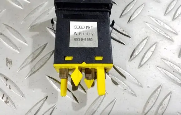 Audi 80 90 S2 B4 Fog light switch 893941563