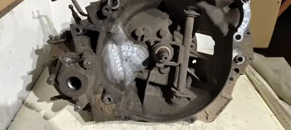 Peugeot Partner Manual 5 speed gearbox DW8 20TE49 WJY