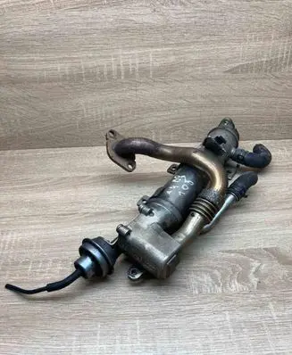 Audi A4 S4 B8 8K EGR valve cooler 03L131512AB V100