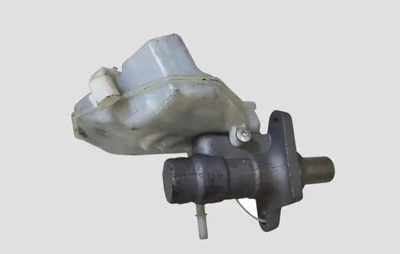 Volvo S60 Master brake cylinder 03350885571 03350885561