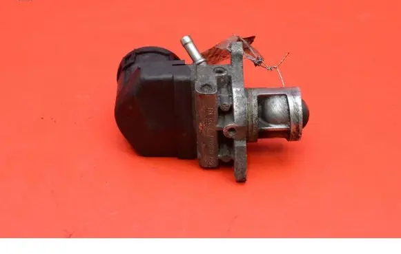 BMW 7 F01 F02 F03 F04 EGR valve 7810871