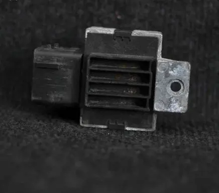 Ford Mondeo MK IV Glow plug pre-heat relay 9M5Q12A343AA