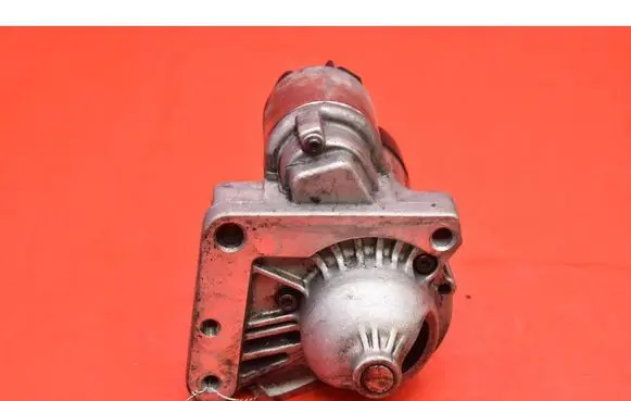 Citroen C4 I Starter motor 42455982