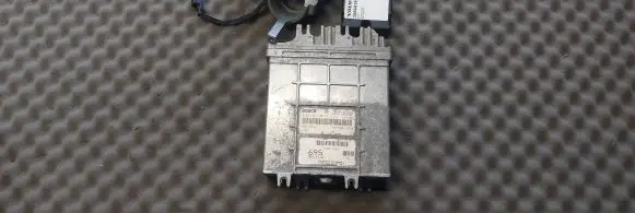 Volvo S40, V40 Engine control unit/module 0281001906 7700110648 30865186