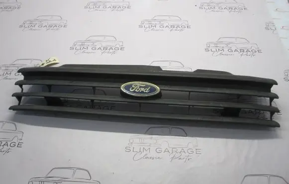 Ford Taunus TC3 Front grill 79BG8150AA