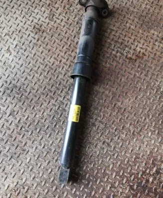 Opel Mokka Rear shock absorber/damper 95320369