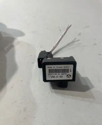 Mazda CX-7 Airbag deployment crash/impact sensor GP9A57KC0 690FC1091B 08242010