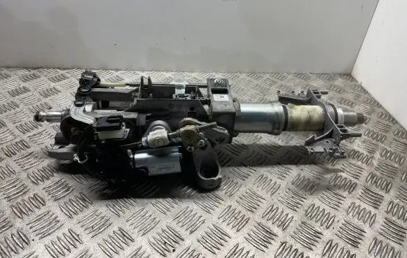 Steering wheel axle set