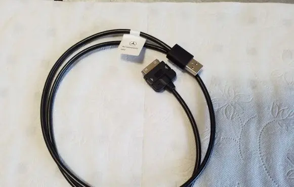 Mercedes-Benz GLC X253 C253 USB socket connector A2138204302