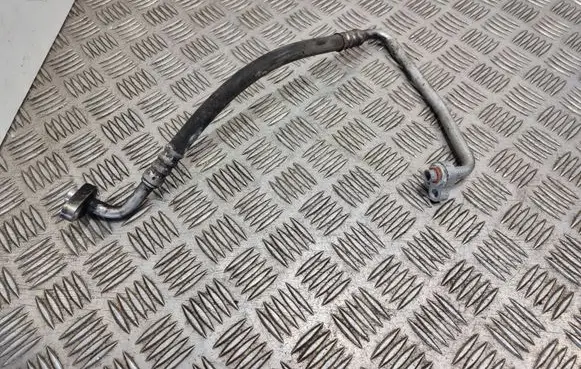 Ford C-MAX I Air conditioning (A/C) pipe/hose