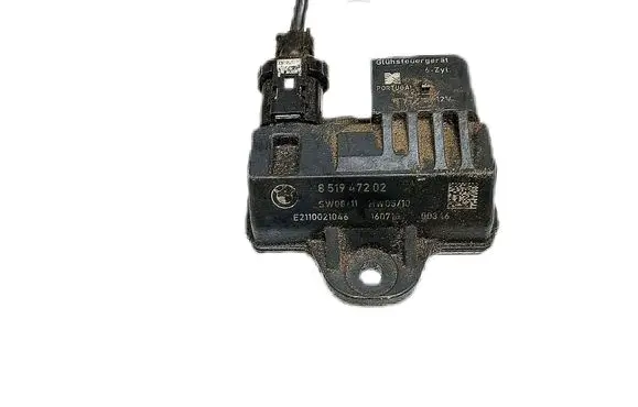 BMW 5 F10 F11 Glow plug pre-heat relay 851947202