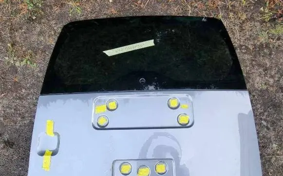 Land Rover Defender Tailgate/trunk/boot lid