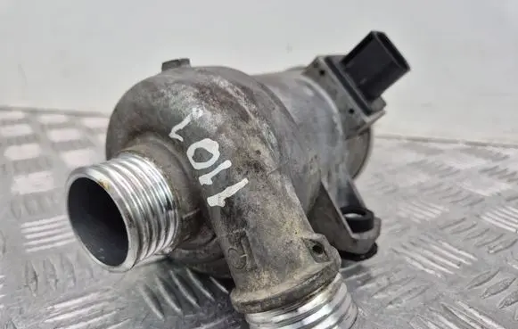 BMW 5 F10 F11 Electric auxiliary coolant/water pump 7604027 17669711