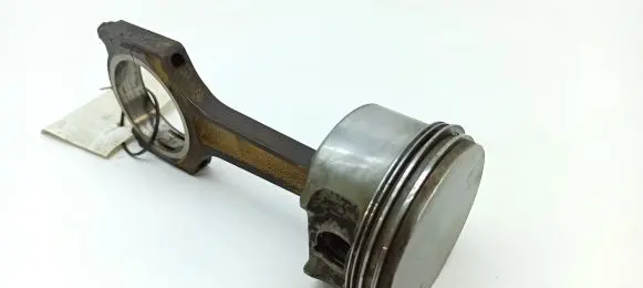 Piston with connecting rod
