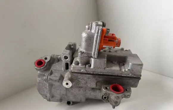 Renault Zoe Air conditioning (A/C) compressor (pump) 926008999R 04U02738 0422001490