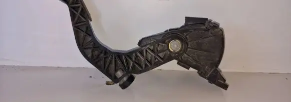 Audi A6 S6 C5 4B Accelerator throttle pedal 8D1723523E 6PV00837502 1023700
