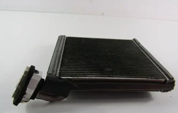 Toyota Avensis T270 Air conditioning (A/C) radiator (interior) 