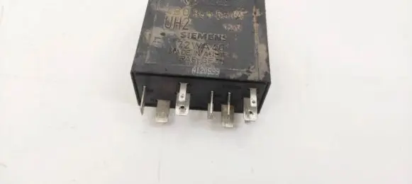 Volkswagen Golf IV Other relay 4B0955531A 72WA401