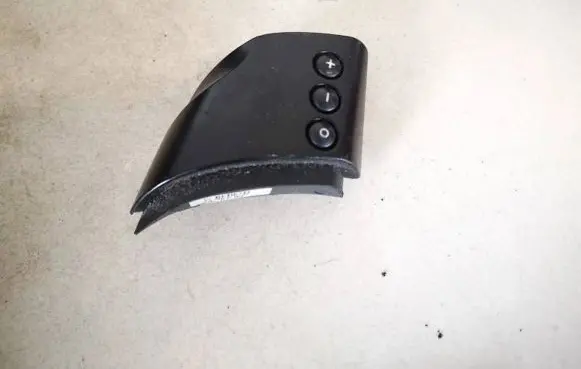 Steering wheel buttons/switches
