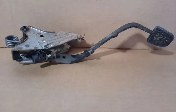 Toyota Avensis T250 Brake pedal 00000