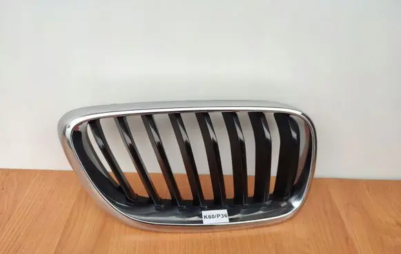 BMW 2 F22 F23 Front bumper upper radiator grill 7464482