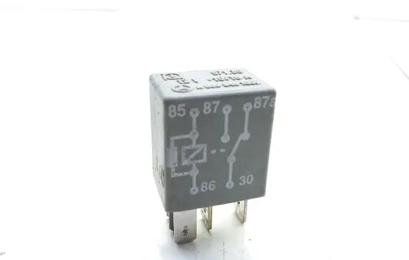 Mercedes-Benz Vito Viano W638 Other relay A0055451005