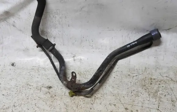 Toyota Auris 150 Fuel tank filler neck pipe 5839rtgegeg030