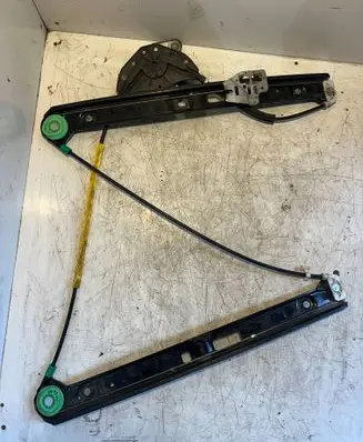 BMW 3 E46 Front door window regulator with motor 8196038 16303
