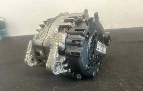 Mercedes-Benz S AMG W221 Generator/alternator A0009062200 412000172 2609601B