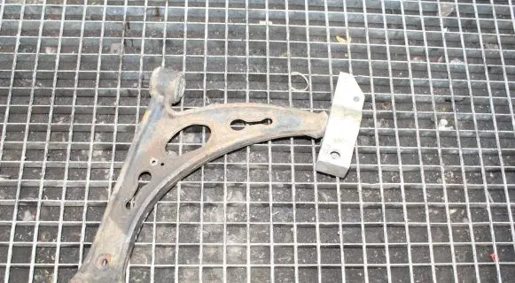 Volkswagen Scirocco Front lower control arm/wishbone