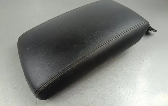 KIA Sorento IV Armrest 84660R5000WK 2022020808 20220208047