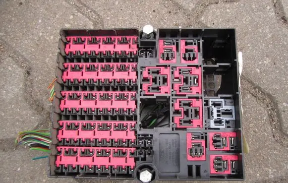 Ford Transit - Tourneo Connect Fuse box set
