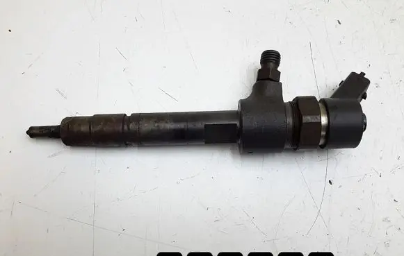 Alfa Romeo 166 Fuel injector