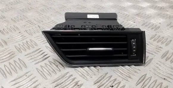 Skoda Superb B8 (3V) Dashboard side air vent grill/cover trim 3V0819702C