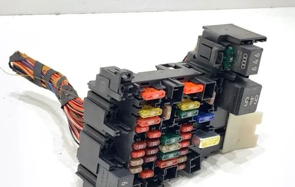 Skoda Superb B8 (3V) Fuse box set 5Q0937615C