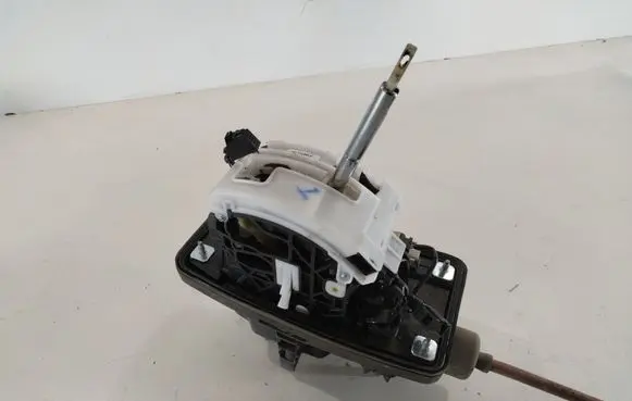 Audi A6 S6 C6 4F Gear shifter/selector 4F1713041P