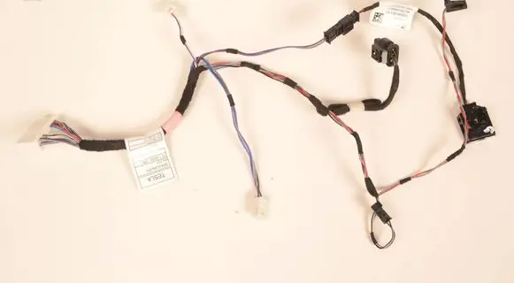 Peugeot 2008 I Rear door wiring loom 103820500G 103550500E